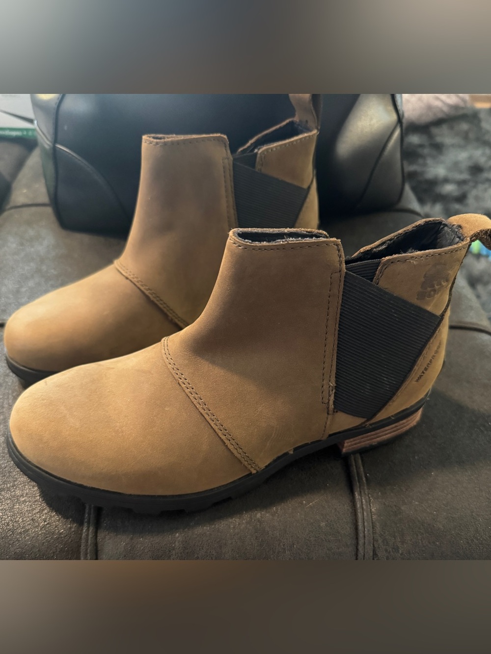 Sorel Tan Chelsea Ankle Boots with Elastic Panels